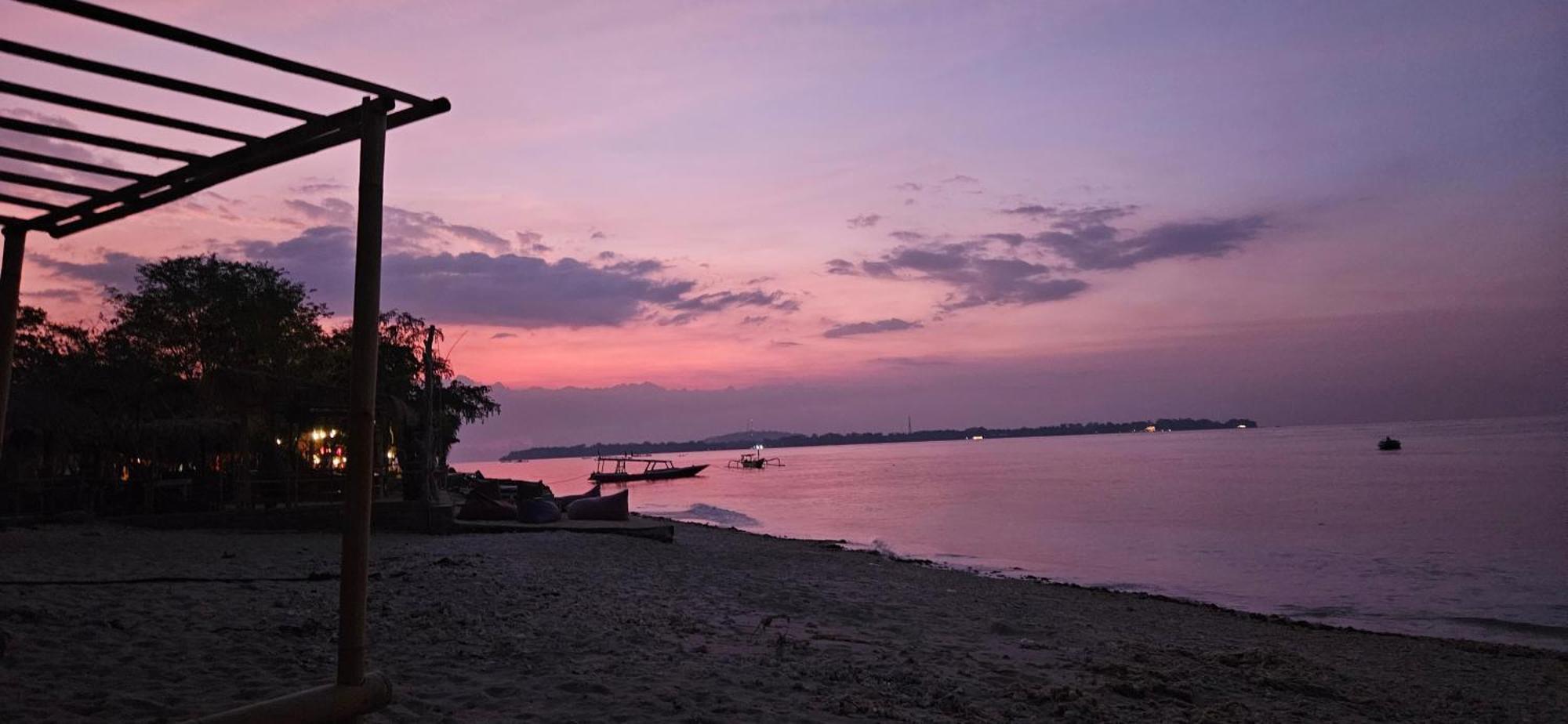 Purple Beach - Maithelia - Gili Air Esterno foto